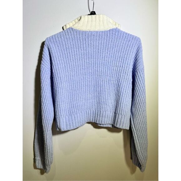 Women’s/Juniors Derek Heart, size medium, super soft and cozy top - Picture 2 of 4